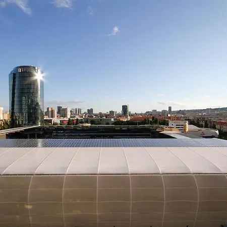 Διαμέρισμα In With Free Parking Μπρατισλάβα