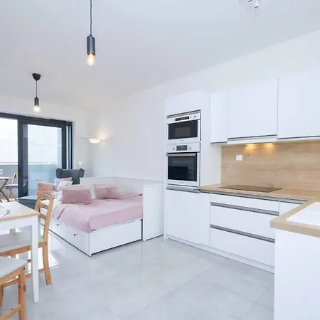 Διαμέρισμα In With Free Parking *